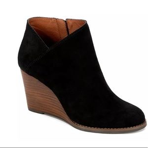 LUCKY BRAND YAKEENA SUEDE BOOTIES - Size 7.5